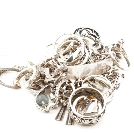 Diverse silversmycken, 925/1000 Vikt: 128 g