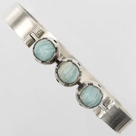 Armband med turkos agat, stelt öppningsbart, Ø ca. 64mm, bredd: 8mm, Finland, 830/1000 silver Vikt: 17 g