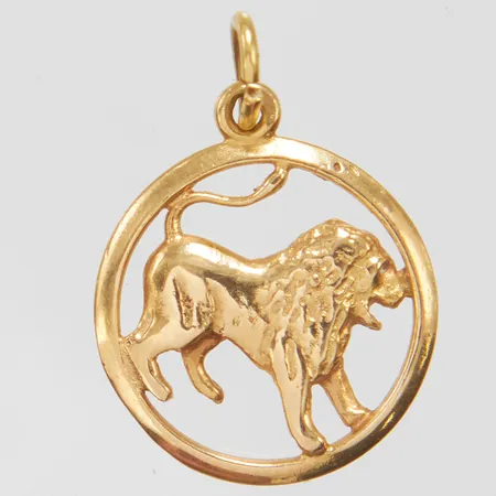 Hänge Lejon, 21,5x15,2mm, 18K  Vikt: 2,1 g
