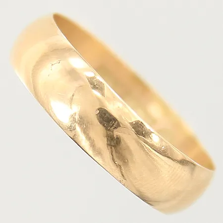 Ring, stl 20½, bredd 6mm, gravyr, 18K Vikt: 4,4 g