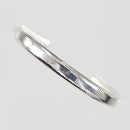 Armring, Icon Cuff, Skultuna, av Kajsa Avila, Medium, med box, Silver 925/1000 Vikt: 27,5 g