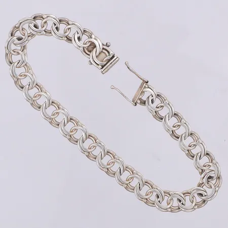 Armband Bismarck 20,5cm, bredd 8mm, defekt lås, Guldfynd, 925/1000 silver Vikt: 17 g