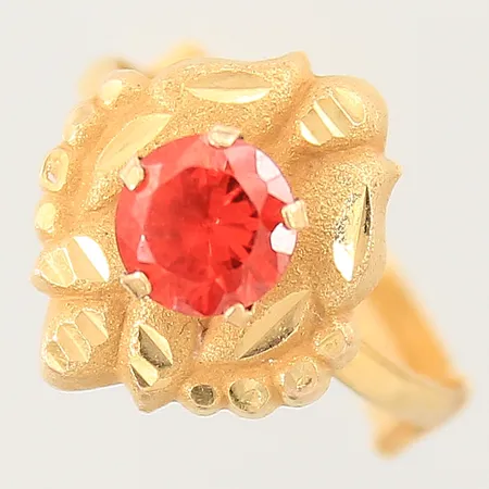 Ring med orange sten, bredd: 3,2mm, justerbar storlek, något skev, 21K Vikt: 2,4 g