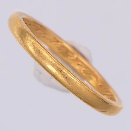 Ring slät stl 16¾, gravyr, 23K Vikt: 3,2 g