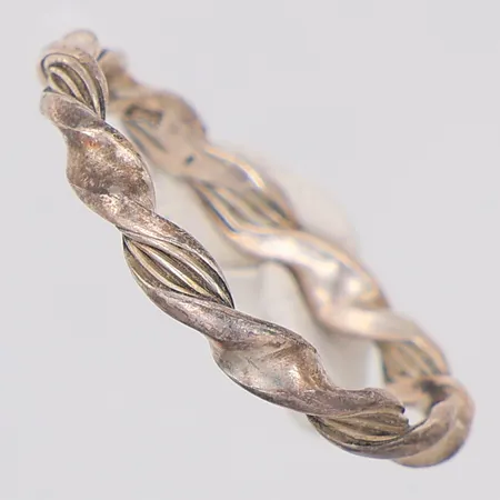 Ring flätad stl 17¾, 925/1000 silver Vikt: 1,4 g