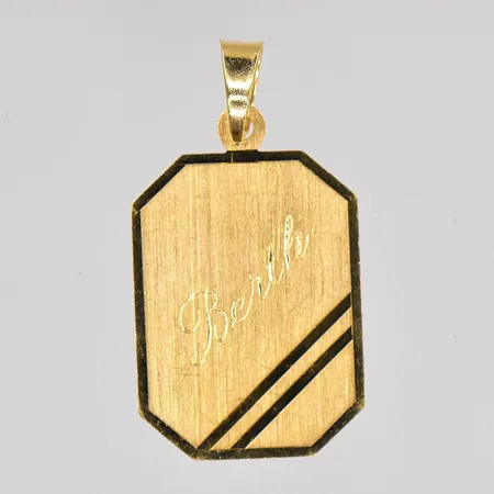 Hänge, personlig gravyr, stl 26x15mm, 18K Vikt: 1,5 g
