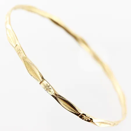 Armring, mönstrad, innermått Ø65mm, bredd 3,5mm, 14K Vikt: 8,4 g