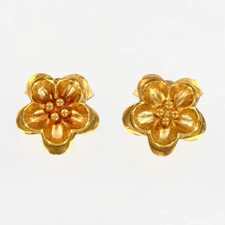 Ett par örhängen 8mm, 18K Vikt: 0,8 g