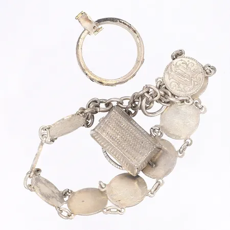 Diverse silver defekt Vikt: 28,9 g