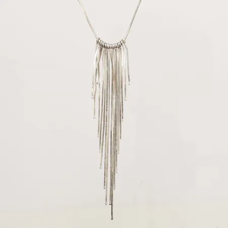 Collier, längd 40cm-45cm, bredd 1mm, silver 925/1000  Vikt: 12,9 g