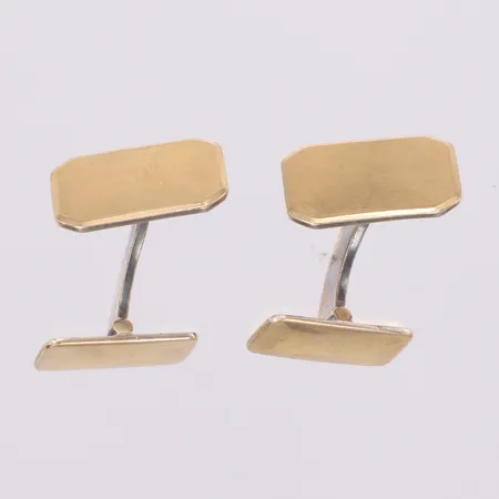 Ett par manschettknappar, Gustaf Dahlgren &co, Malmö, repor, bucklor, förgyllt 925/1000 silver Vikt: 10,4 g