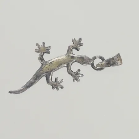 Hänge ödla, längd 3,8 cm, silver 925/1000 Vikt: 3,4 g