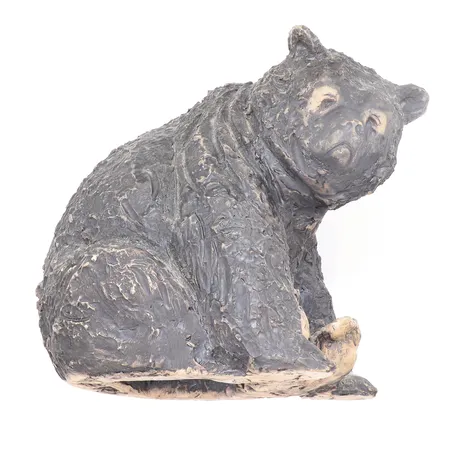 Figurin Tilgmans i form av Björn i lergods höjd 13,5 cm, med skada på ena beten Skickas med paket.