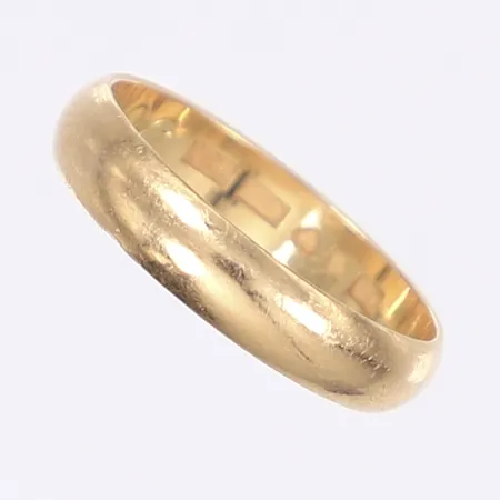 Ring slät stl 17 bredd 4mm gravyr 18K Vikt: 2,7 g