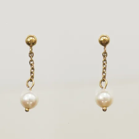 Ett par örhängen med pärlor, längd 1,5cm, bredd 0,7-4,7mm, 18K  Vikt: 1 g