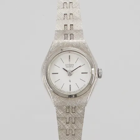 Damur Citizen 19mm quartz stål, går ej, batteribyte krävs.