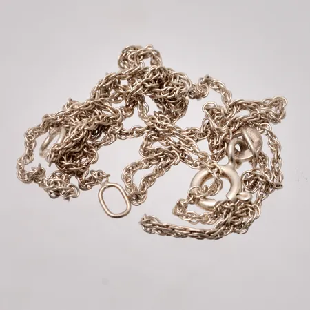 Defekt silver, 925/1000, vikt 1,85g.