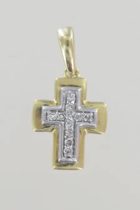 Hänge kors med diamanter 0,05ct längd 1,7 cm, 18K Vikt: 1,6 g