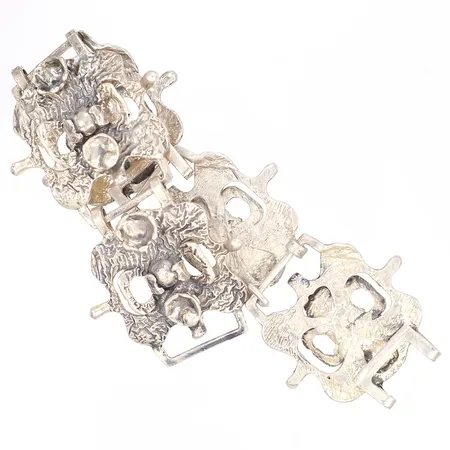 Armband längd 18cm bredd 3cm finska otydliga stämplar silver 830/1000 Vikt: 57,8 g