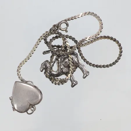 Diverse silver, 925/1000 Vikt: 11,8 g