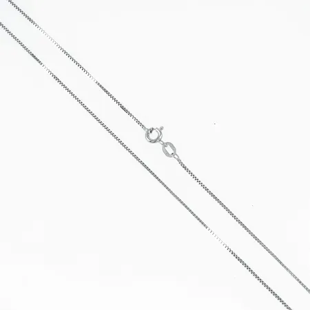 Kedja Venezia längd 50cm, bredd 0,8mm vitguld 18K 2,7g. 