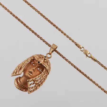 Collier med hänge 14k,kedjans längd ca 44 cm,bredd 1.5 mm. Vikt: 19,3 g