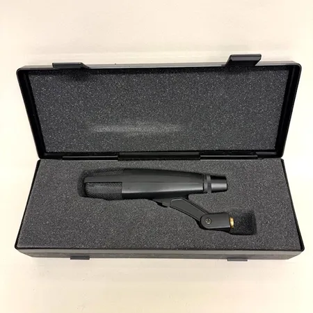  Mikrofon Sennheiser, MD 421 II, nr 268767, med stativfäste, originalväska