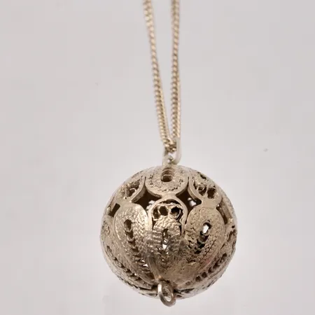 Hänge med kedja Ø21x32mm, filegran arbete, 62cm, Pansar bredd 1,7mm, 830/1000, 14,05g.