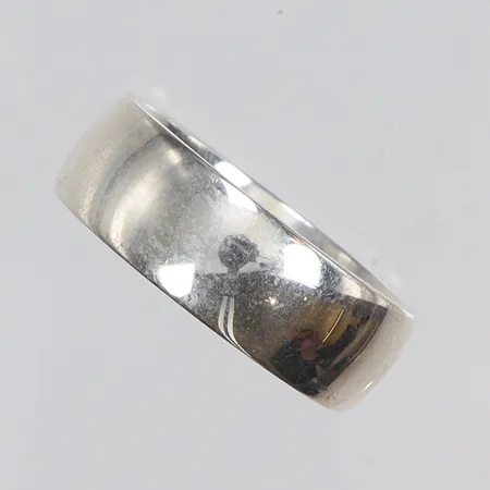 Ring stl 17¾, bredd 6mm, GHA, silver, 925/1000 Vikt: 7,4 g