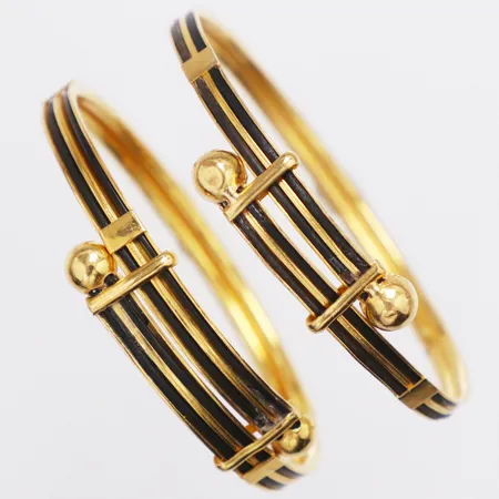 2 Barnarmringar med svartaband Ø48mm bredd 3,7-10mm, reglerbar storlek, skeva, 22K Vikt: 14,2 g