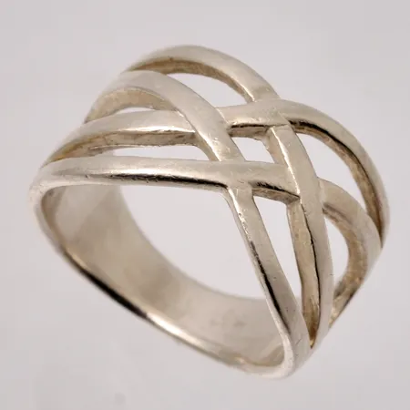 Ring stl:17½ bredd 4,9-13,2mm, 925/1000, Guldfynd, 6,05g.