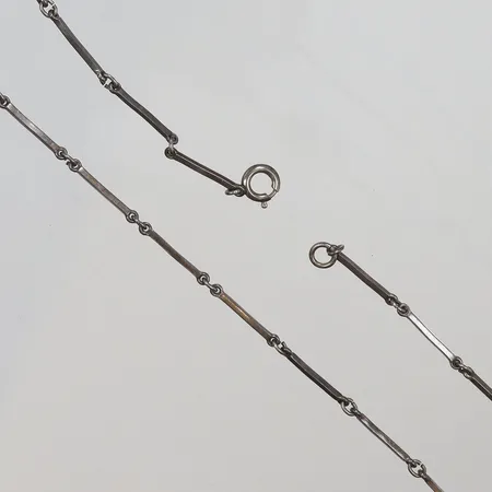 Kedja stavlänk 51cm bredd 1mm tillsynes ostämplad, silver Vikt: 8,6 g