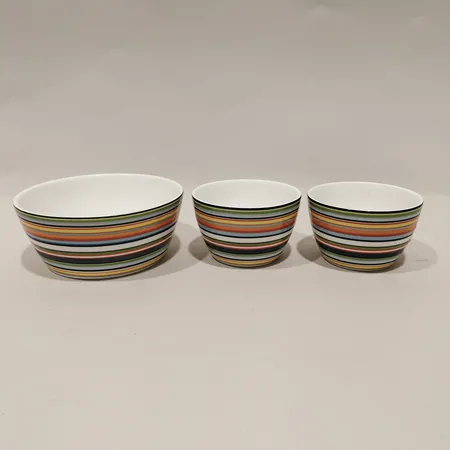 Tre skålar Origo Iittala höjd ca 5cm Ø ca 8-12cm, bruksskick, repig insida