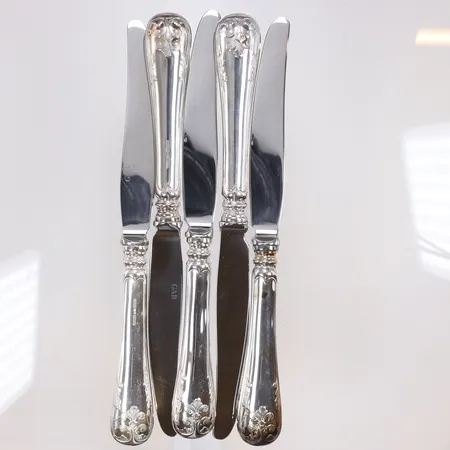 4 matknivar, 20,5cm, silver, 830/1000, bruttovikt 397g Vikt: 397 g