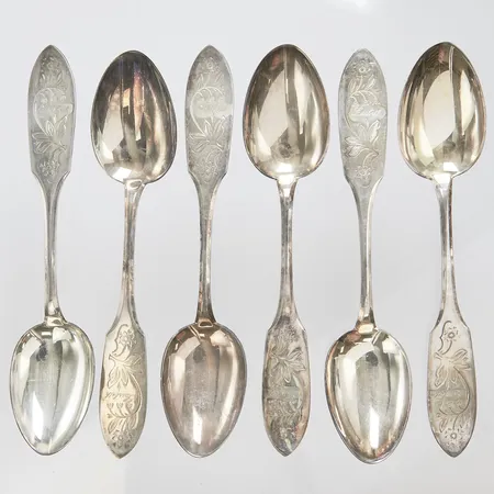 Sex skedar, längd ca 17,5m, gravyrer, 830/1000 silver Vikt: 217,3 g