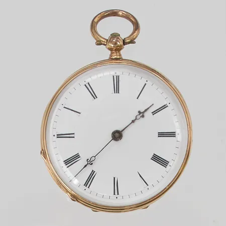 Fickur 18K nyckeldragare, nyckel saknas, ej funktionstestad, 18K bruttovikt 32,4g.