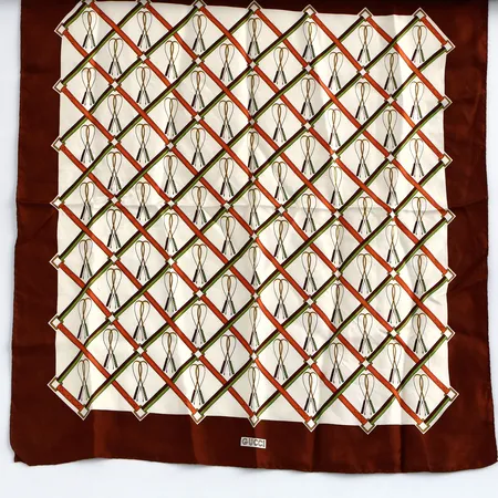 Scarf Gucci 64x67cm, siden inga tillbehör Vikt: 0 g