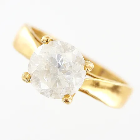 Ring stl 16¾, bredd 2,2-7,5mm, slitage och spricka i sten, 21K. Vikt: 3 g