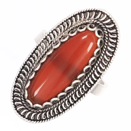 Ring med brunröd oval sten stl 19 bredd 3-30mm silver 925/1000 Vikt: 7,2 g