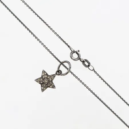 Kedja 50cm, bredd: 1mm, Hänge med rosenstenar11x20mm, oxiderat Silver 925/1000 Vikt: 3 g