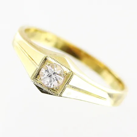 Ring vit sten, stl 19¾, bredd 2,5-7mm, 14K Vikt: 4 g