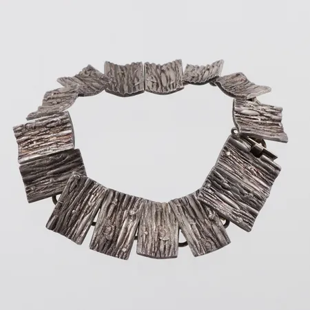 Armband silver,Viktor Janson Lindesberg 1972,längd ca 19 cm,bredd 19 mm. Vikt: 54 g