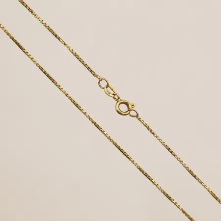 Kedja, defekt, ojämna länkar, 18K Vikt: 3,1 g