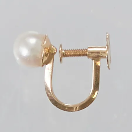 Omaka örhänge, pärla, 18K 0,9g.