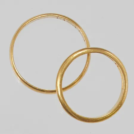 2 Ringar, gravyr, 23K 13,3g.