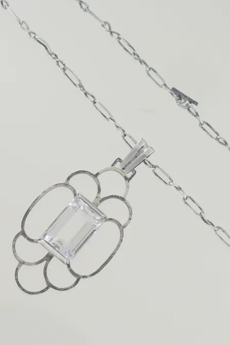 Halskedja med hänge, längd 65/6 cm, bredd 3 cm, silver Vikt: 17,4 g