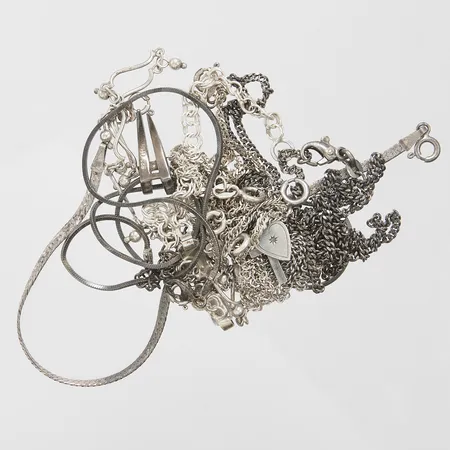 Diverse silver defekta, 835-925/1000 silver Vikt: 33,9 g