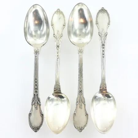 Matskedar 4 st 186mm, gravyr, stämpel Ungern-Österike, silver 800/1000. Vikt: 235,9 g