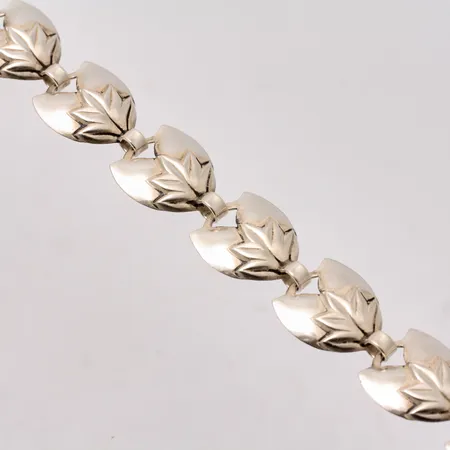 Armband 17,5cm bredd 13,4mm, 830/1000, låsöglan måste lödas, 9,77g.