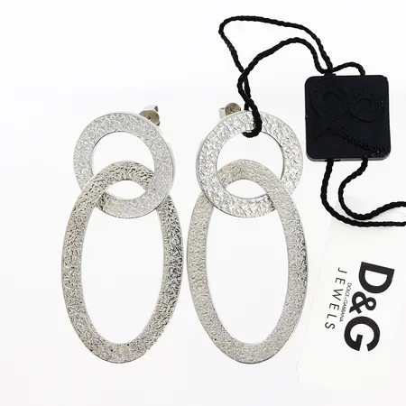 Ett par örhängen Dolce & Gabbana, 60x30mm, vitmetall, originaletui.